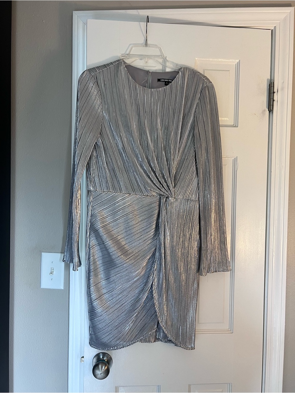 Gianni Bini Silver Pleated Long-Sleeve Twist Front Dress